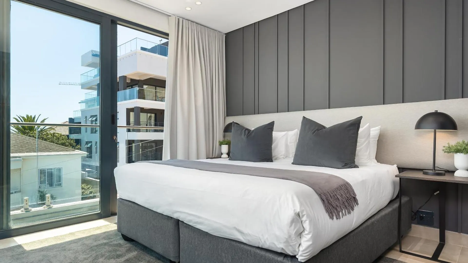 One Calais Luxury Apartments Cape Town