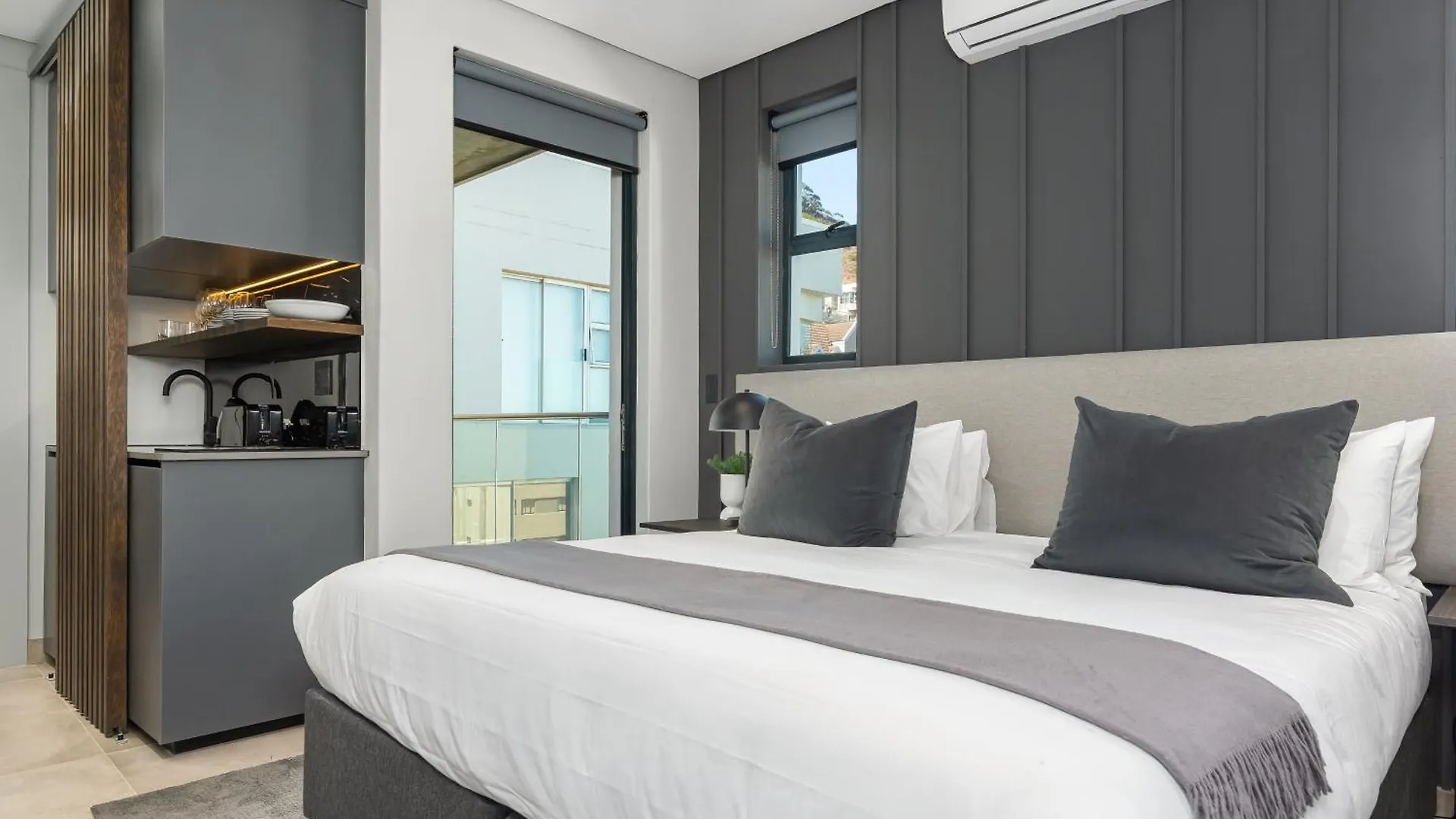 One Calais Luxury Apartments Cape Town