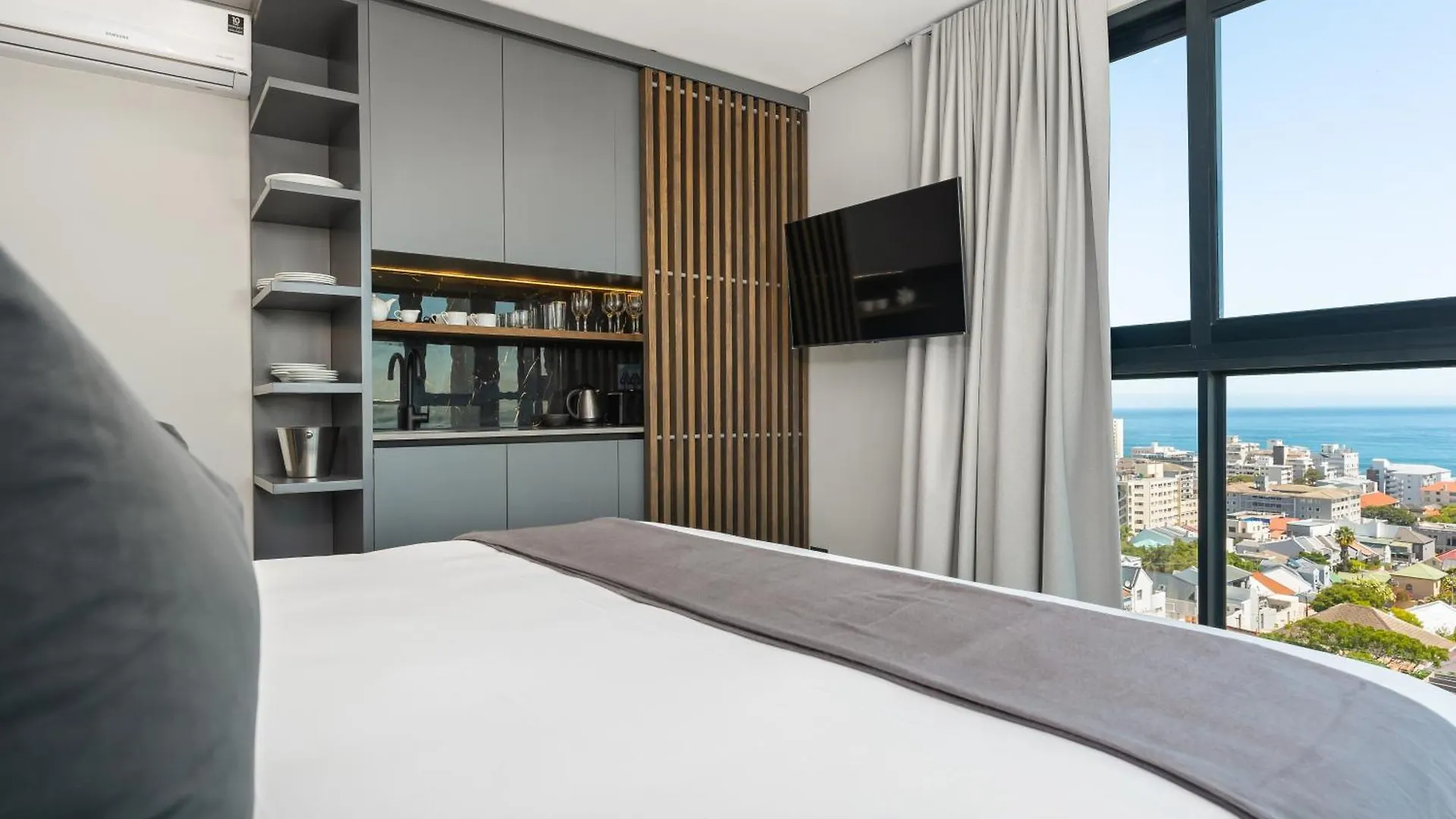 One Calais Luxury Apartments Cape Town